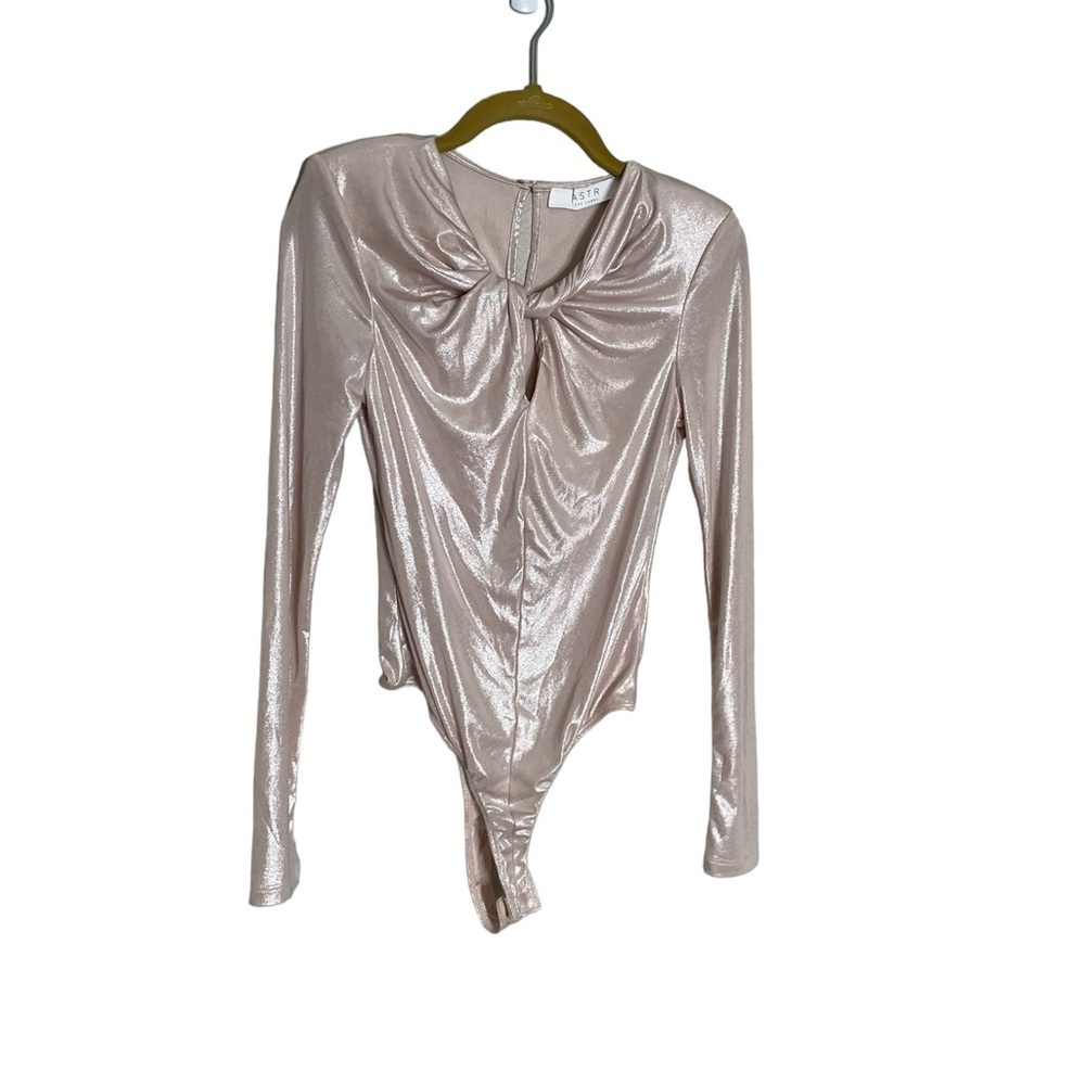 Astr Metallic Pink Long Sleeve Bodysuit - Picture 2 of 8